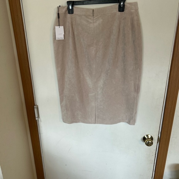 NWT 12 Calvin Klein Women's Beige Pencil Skirt - Picture 2 of 10